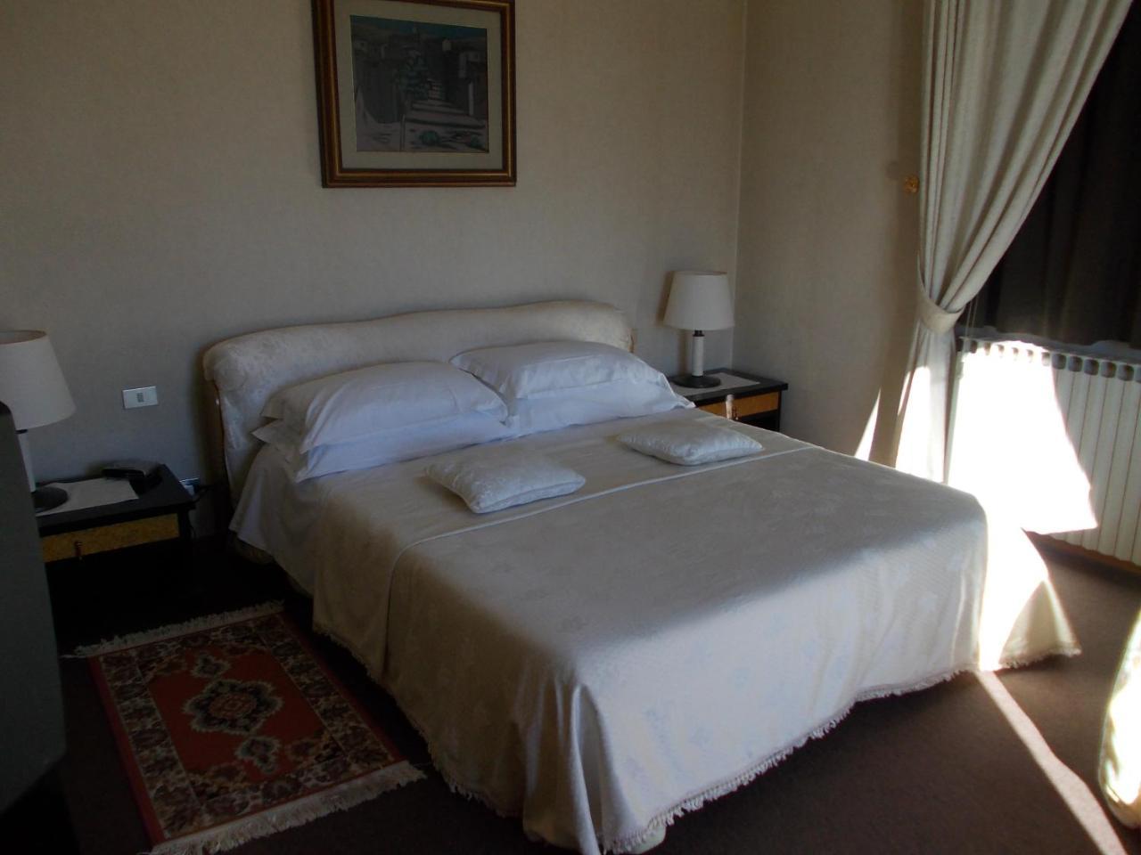 Bellavista Country House เปสการา ภายนอก รูปภาพ